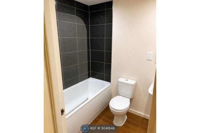 Apartment, Biwater House Gregge St, Heywood photo 3
