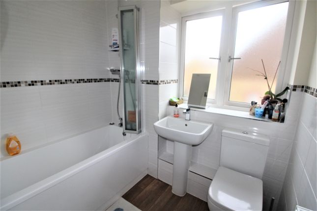 Doyle Close, Havant photo 4