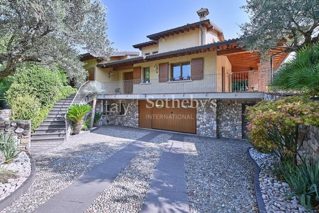 Villa for sale in Via San Zeno, Lonato Del Garda, Lombardia