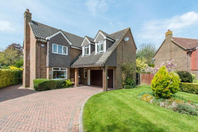 8-bed detached on Tollhouse Lane, wallington, £8,500/mo
