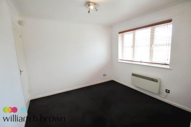 Thackeray Avenue, Tilbury photo 5