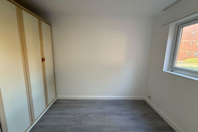 38 Maltby Drive, Enfield photo 5