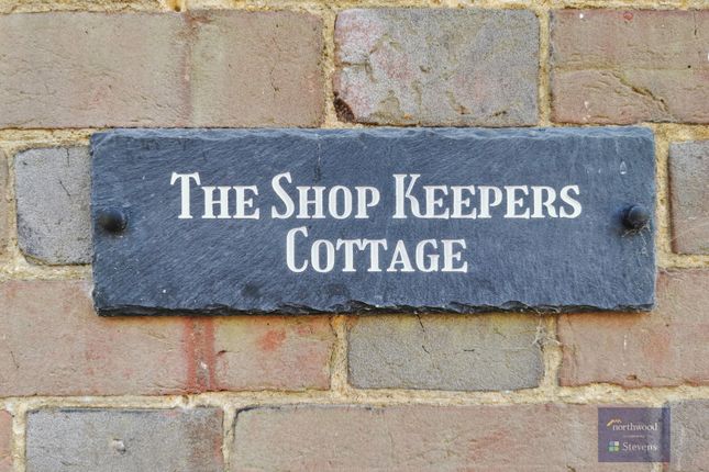 The Shop Keepers Cottage, The Street, Egerton photo 2