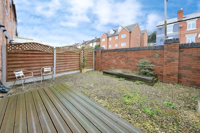 Town house for sale in Round Hill Wharf, Kidderminster