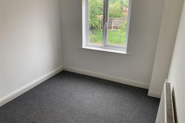 8, Nelson Road, Rotherham photo 3