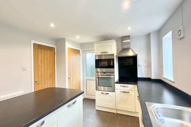 26 St. Lawrence Way, Stafford photo 2