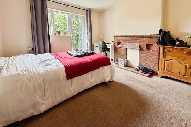 6, Elmstead Road, Colchester photo 2