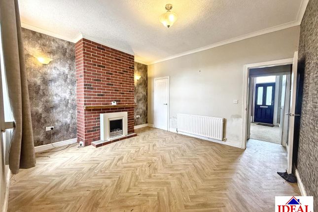 Hildergard, Station Road, Norton, Doncaster photo 3