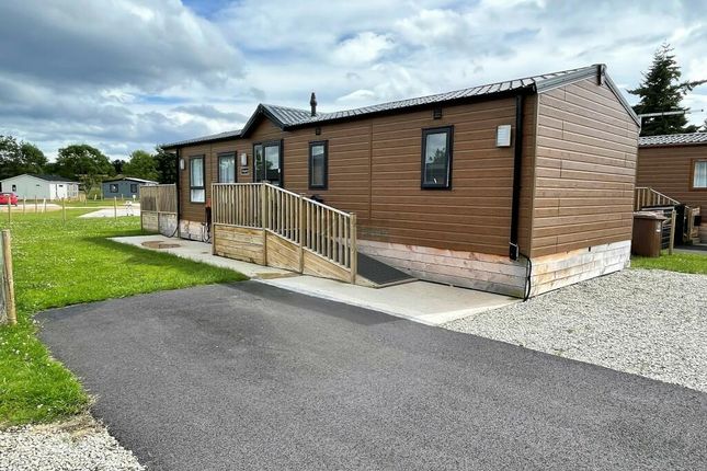 2-bed caravan on 17 Findhorn Park, Mundole, Forres, £30,000
