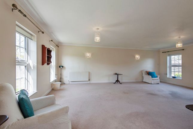 8a, Leaden Hill, Royston photo 3