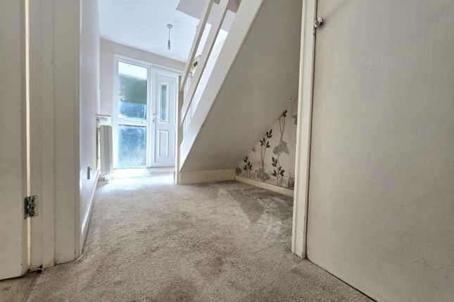 11 Coombe Park, Saltash photo 2