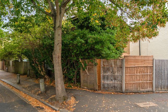 1, Elmtree Road, Teddington photo 4