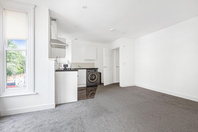 Flat to rent in High Wycombe, Buckinghamshire