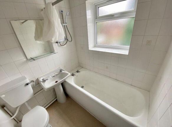 162, Allestree photo 4