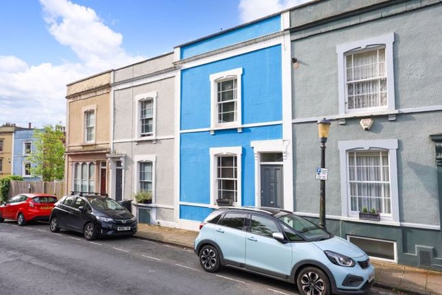 Town house for sale in Ambra Vale East, Clifton, Bristol