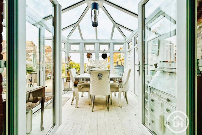 3 Lilac Road, Minster On Sea, Sheerness photo 3