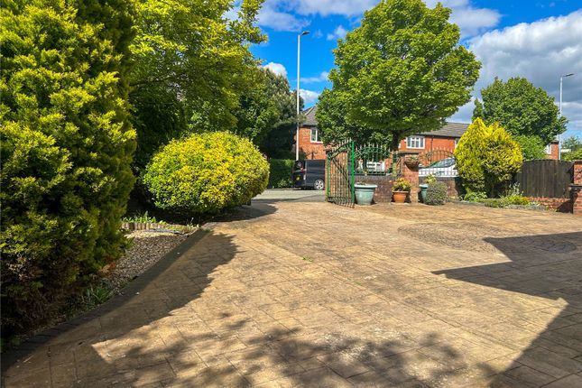 128, Nuthurst Road, Greater Manchester photo 2