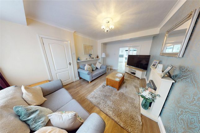 9, Gloucester Avenue, East Tilbury photo 4