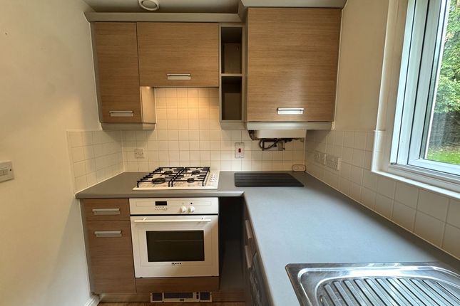 Flat 2, Rose Heyworth House, Newport photo 4