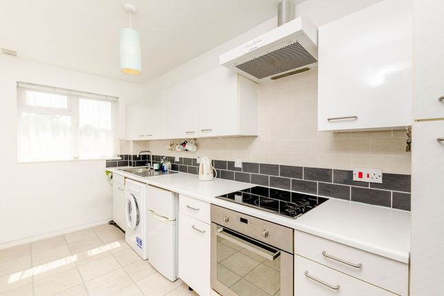 Rabournmead Drive, Northolt photo 3