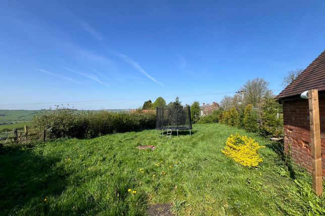 Pickles Close, Upper Pollicott, Aylesbury photo 4