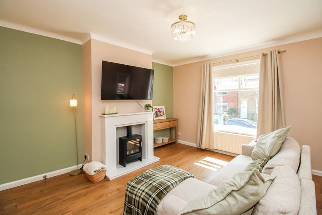 43, Springstone Avenue, Ossett photo 4