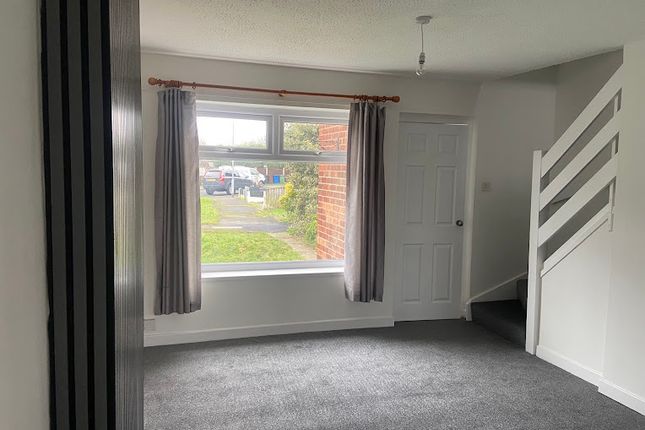 10, Sarsfield Avenue, Lowton, Warrington, Lancashire photo 3