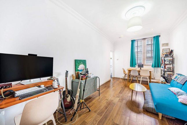Flat for sale in Florence Street, London