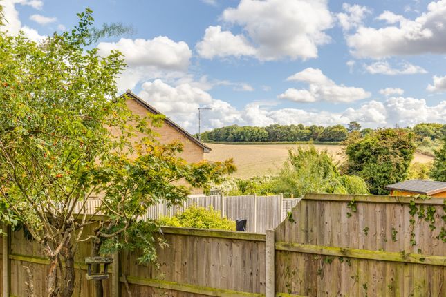158, Valley Road, Codicote photo 2