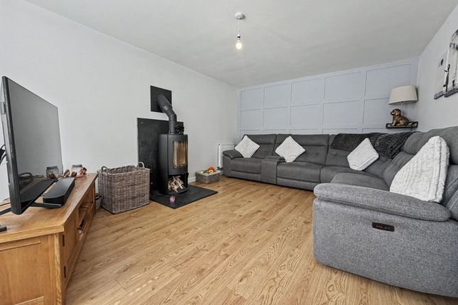 15 Haroldgate, Whitchurch photo 2