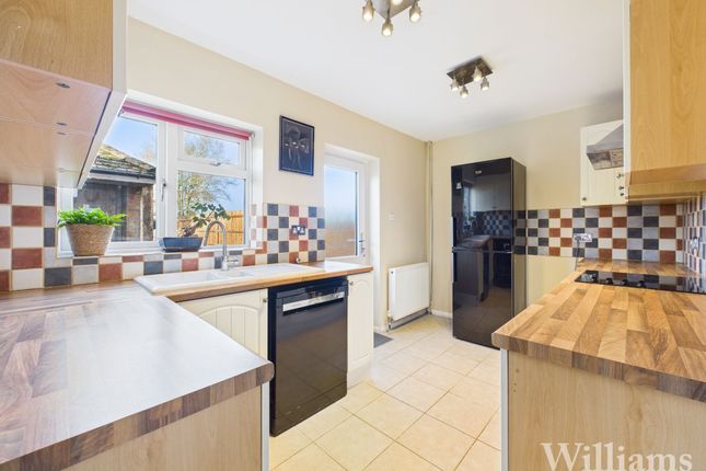 2 Bittenham Close, Aylesbury photo 4
