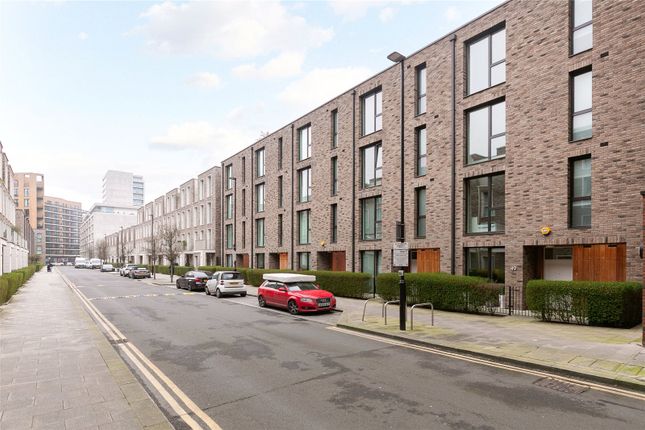 49, Starboard Way, Royal Wharf photo 3
