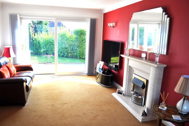 14, Coedmor, Swansea photo 4