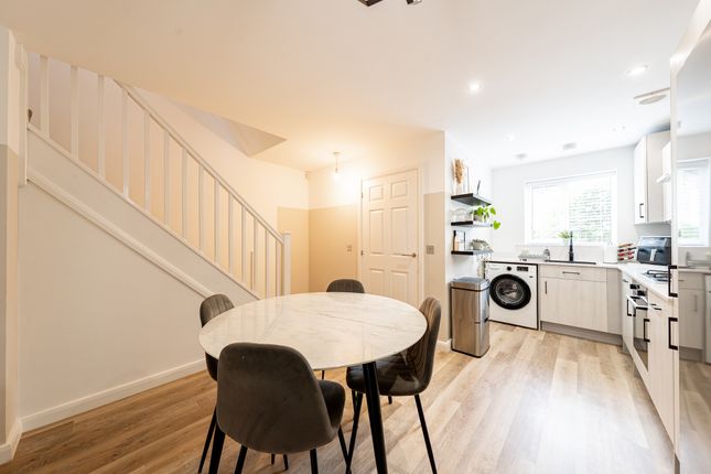 4 Wells Close, Leicester photo 4