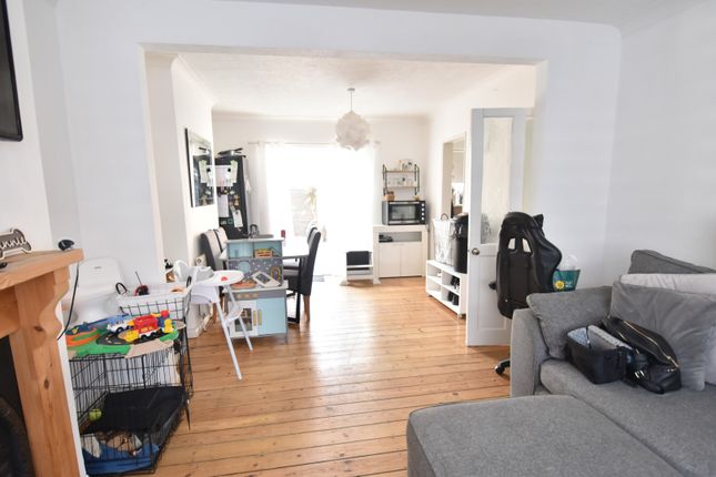 22, St. Aubyns Road, Fishersgate photo 4