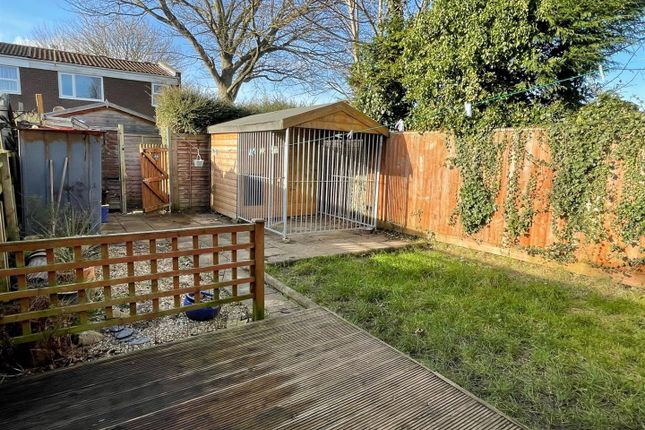 10, Southwell Crescent, Highbridge photo 4