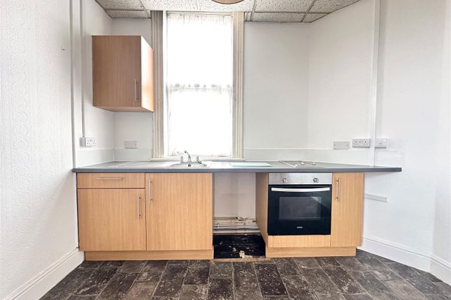 Flat 3, 47, Stourbridge Road, Stourbridge photo 5