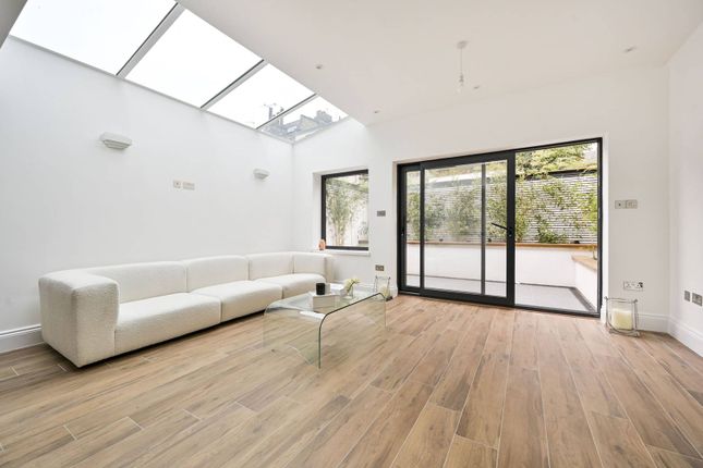 Thumbnail Flat for sale in Ashmore Road, Queen's Park, London