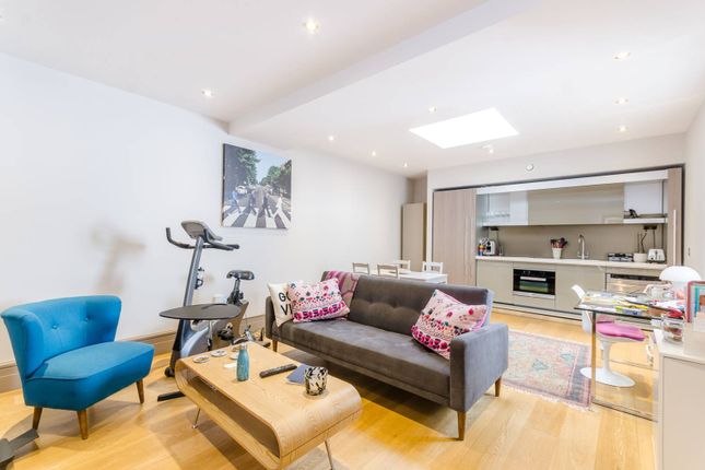 Flat for sale in Dorset Square, Marylebone, London