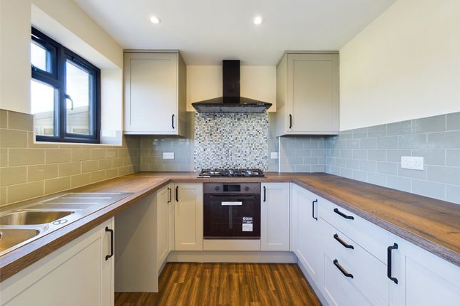 70, Brockley Crescent, Weston-super-Mare photo 2