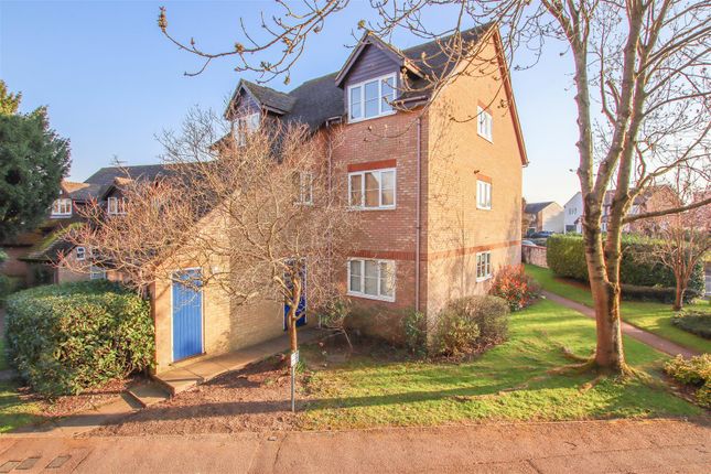 1-bed maisonette on 41 Bengeo Mews, Bengeo Mews, Hertford, £200,000