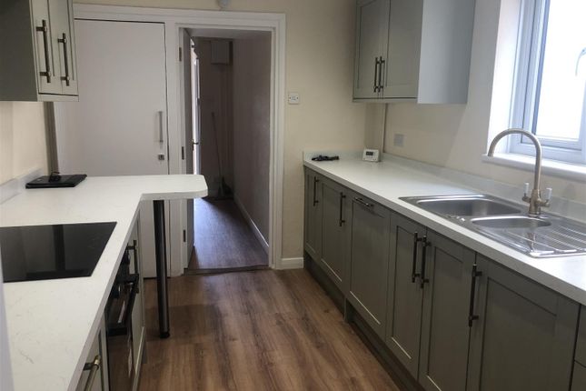26, Grove Place, Bedford photo 5