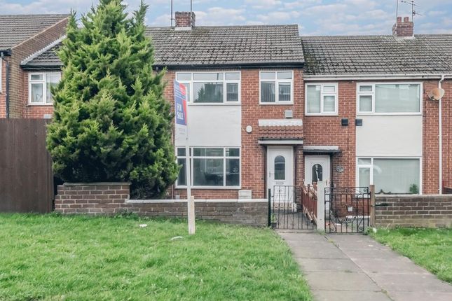 Thumbnail Town house for sale in Branch Road, Wortley, Leeds