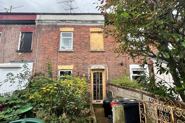 2-bed terraced on Well Street, Exeter, £75,000