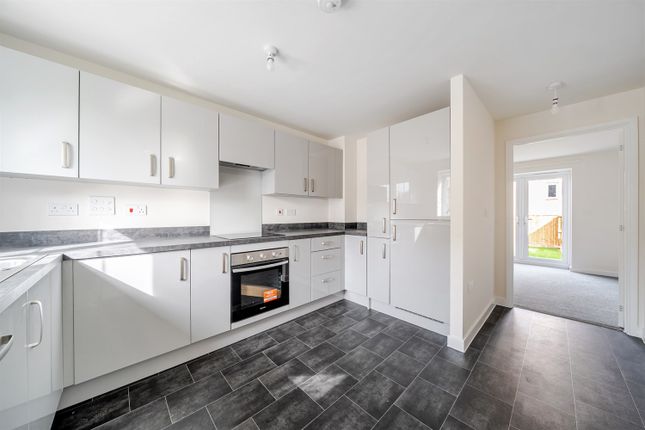 29, Furnace Drive,, Costhorpe, Worksop photo 2