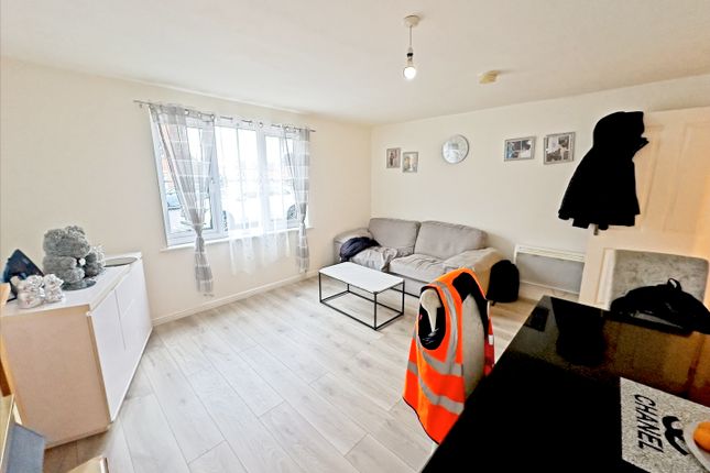 15, Clough Close, Middlesbrough photo 4