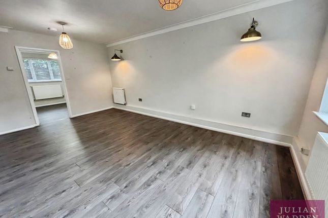 Flat 28 Spath Holme,, Holme Road, Manchester photo 2