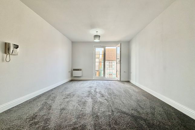 Flat 7, Gillingham photo 3