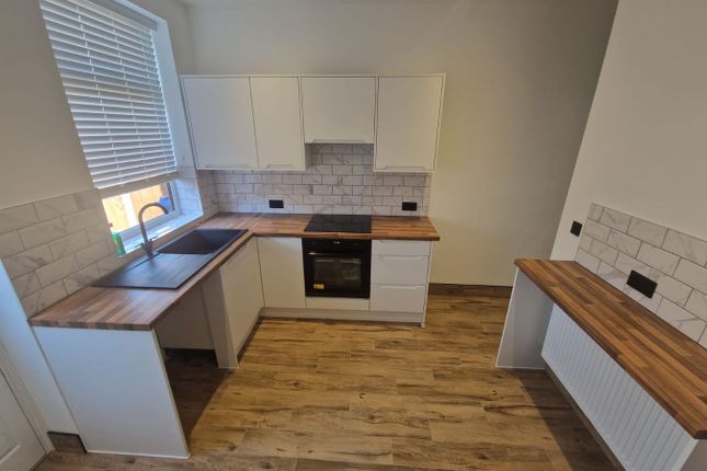 99, Eton Hill Road, Manchester photo 3