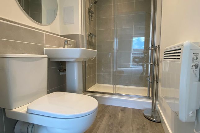 Flat 24, Kirkham Court, Northfleet photo 5
